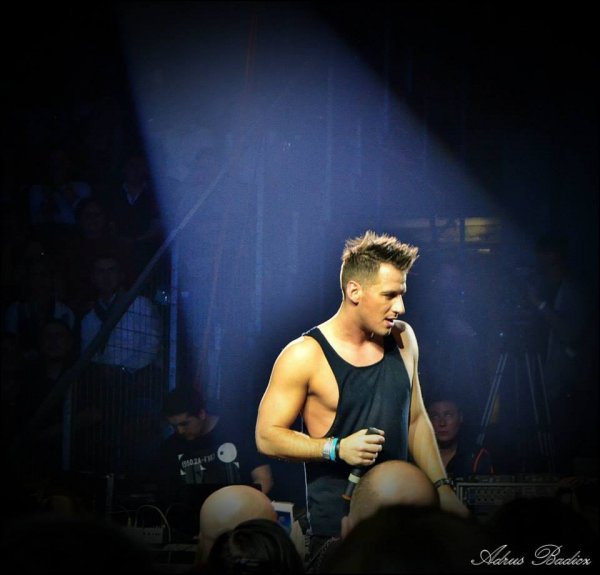 1743469_735358143170816_1390527728_n